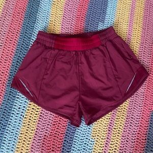 Lululemon 2.5 Hotty Hot Shorts